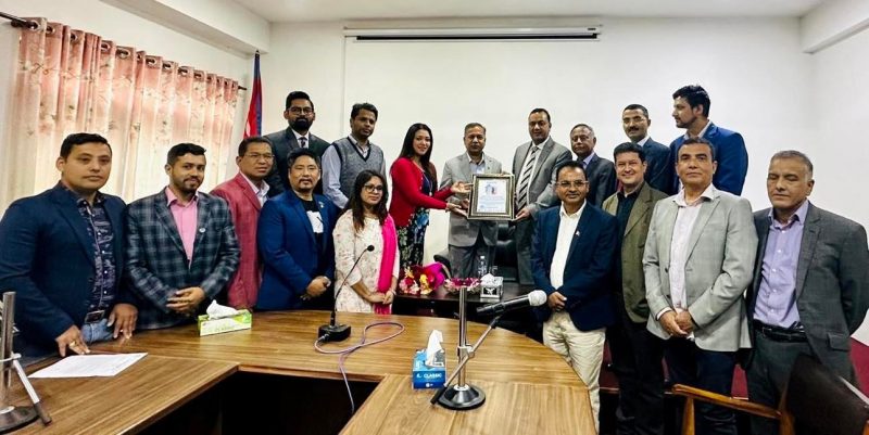 गैरआवासीय नेपाली सङ्घका प्रतिनिधिद्वारा उपराष्ट्रपति यादवसँग भेटवार्ता