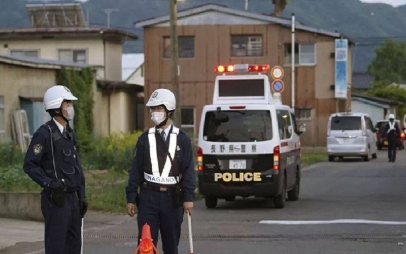 जापानमा छुरा प्रहार र गोली चल्दा तीन जनाको मृत्यु