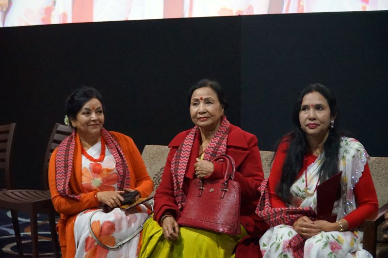 अभिनेत्री भुसाल