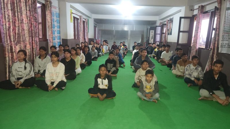 विद्यार्थीलाई उत्प्रेरणाका लागि योग शिविर सञ्चालन