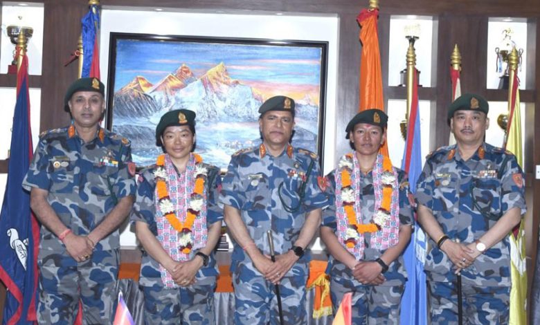 हिमाल आरोही शेर्पा र कार्कीलाई सम्मान